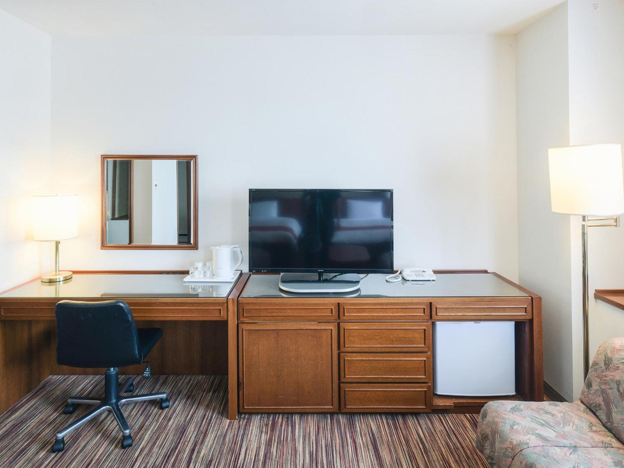 Vessel Inn Yachiyo Katsudai Station Extérieur photo