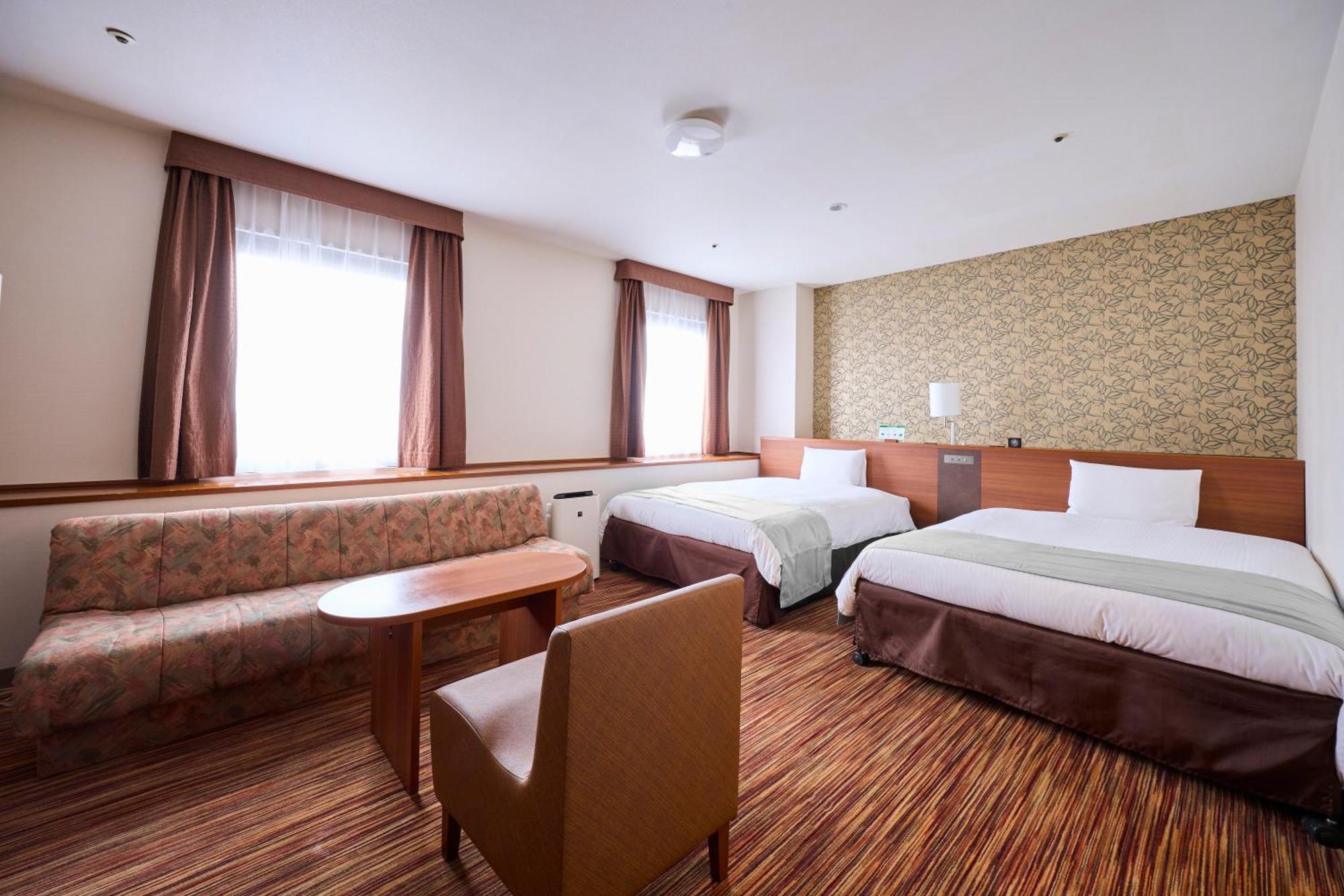Vessel Inn Yachiyo Katsudai Station Extérieur photo